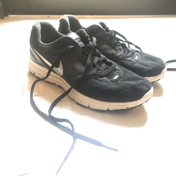 Nike lunarfly 2 black running shoes (women’s 7) - Picture 5 of 8